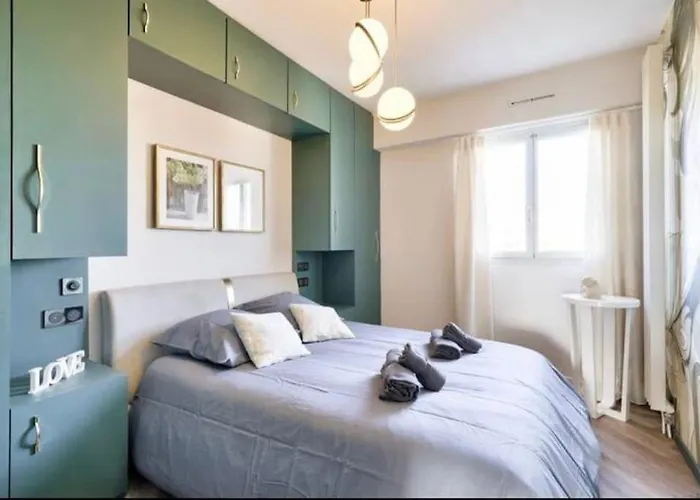 Apartment L'elegant T3nimes Parking-centre Nimes